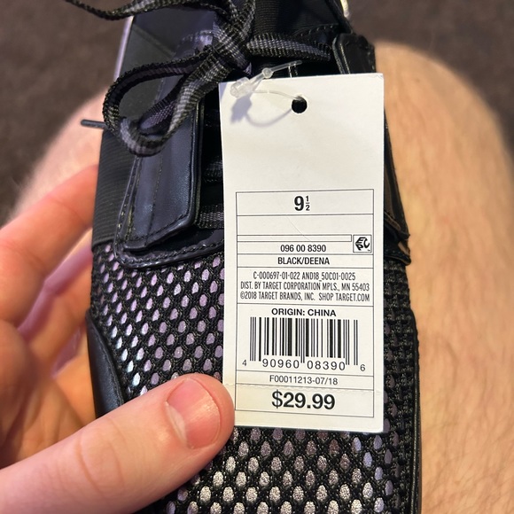 New Day Shoes Size 9 And Half - Picture 5 of 5